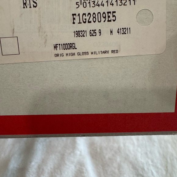 Hunter Glossy Cherry Boots - Picture 7 of 10